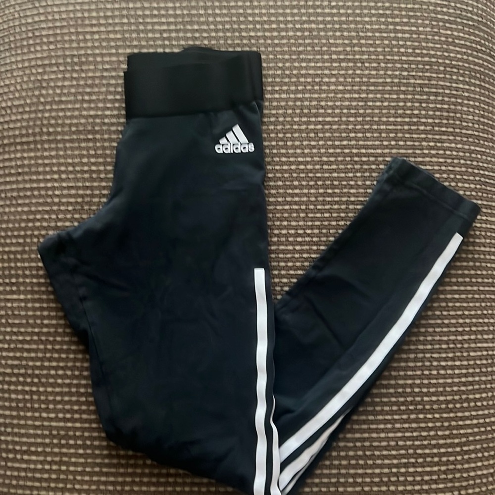 EUC Adidas lightweight leggings size XS
